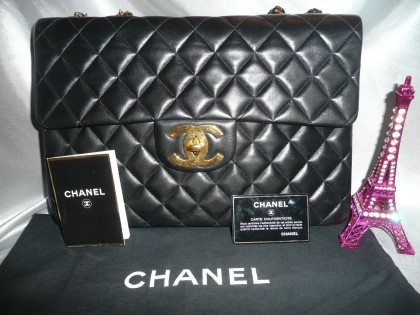 CHANEL JUMBO MAXI CUIR NOIR