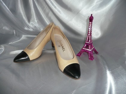 ESCARPINS CHANEL CUIR BEIGE Taille 37